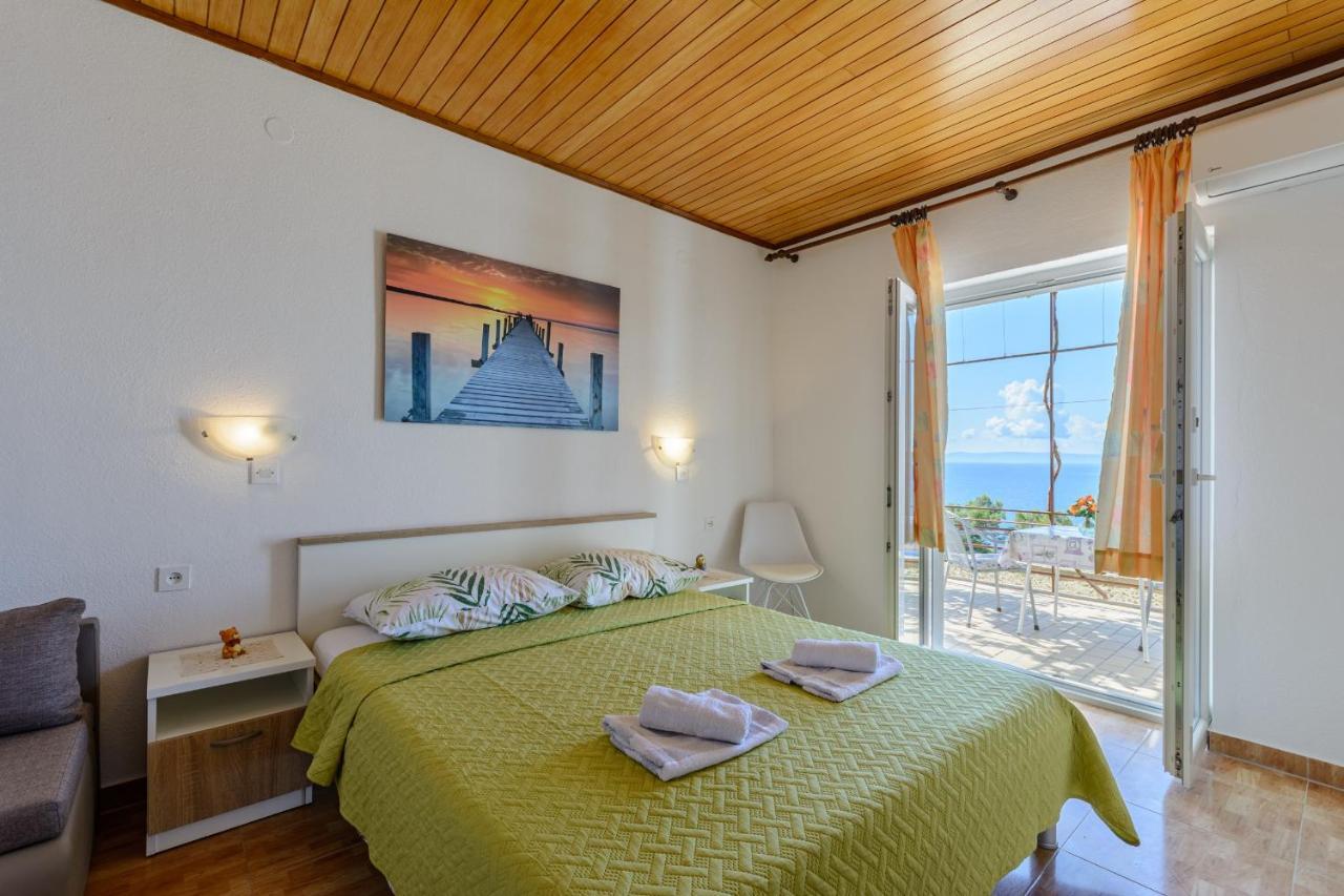 Rooms Sani Brela Zewnętrze zdjęcie