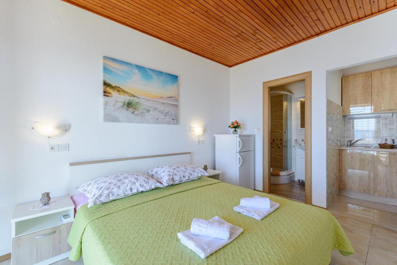 Rooms Sani Brela Zewnętrze zdjęcie