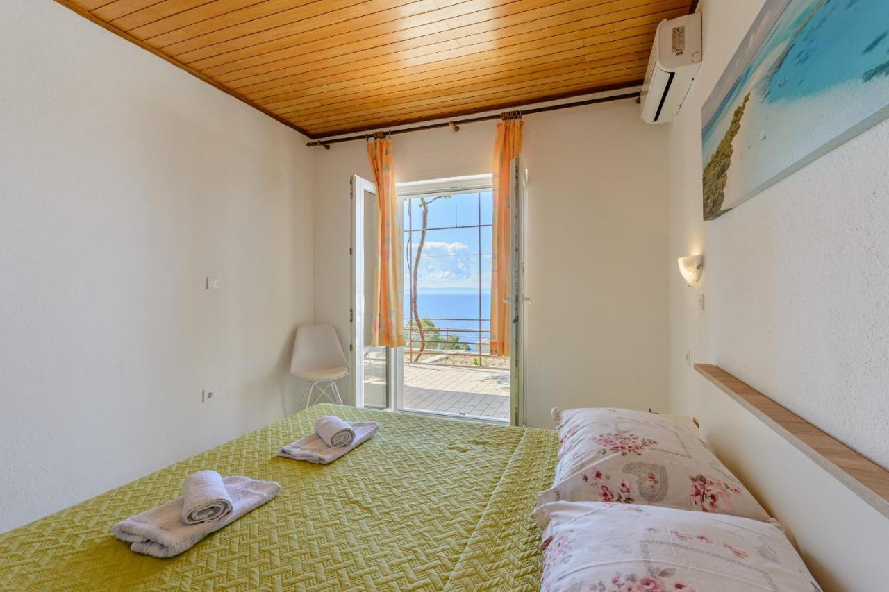 Rooms Sani Brela Zewnętrze zdjęcie