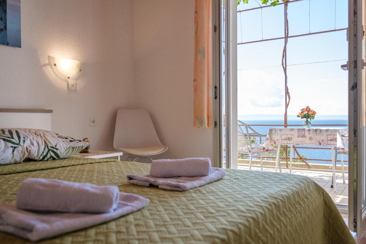 Rooms Sani Brela Zewnętrze zdjęcie